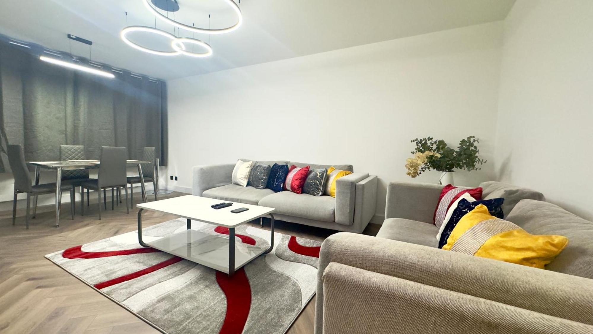 Luxury 2 Bedroom By Aljoori Appartement