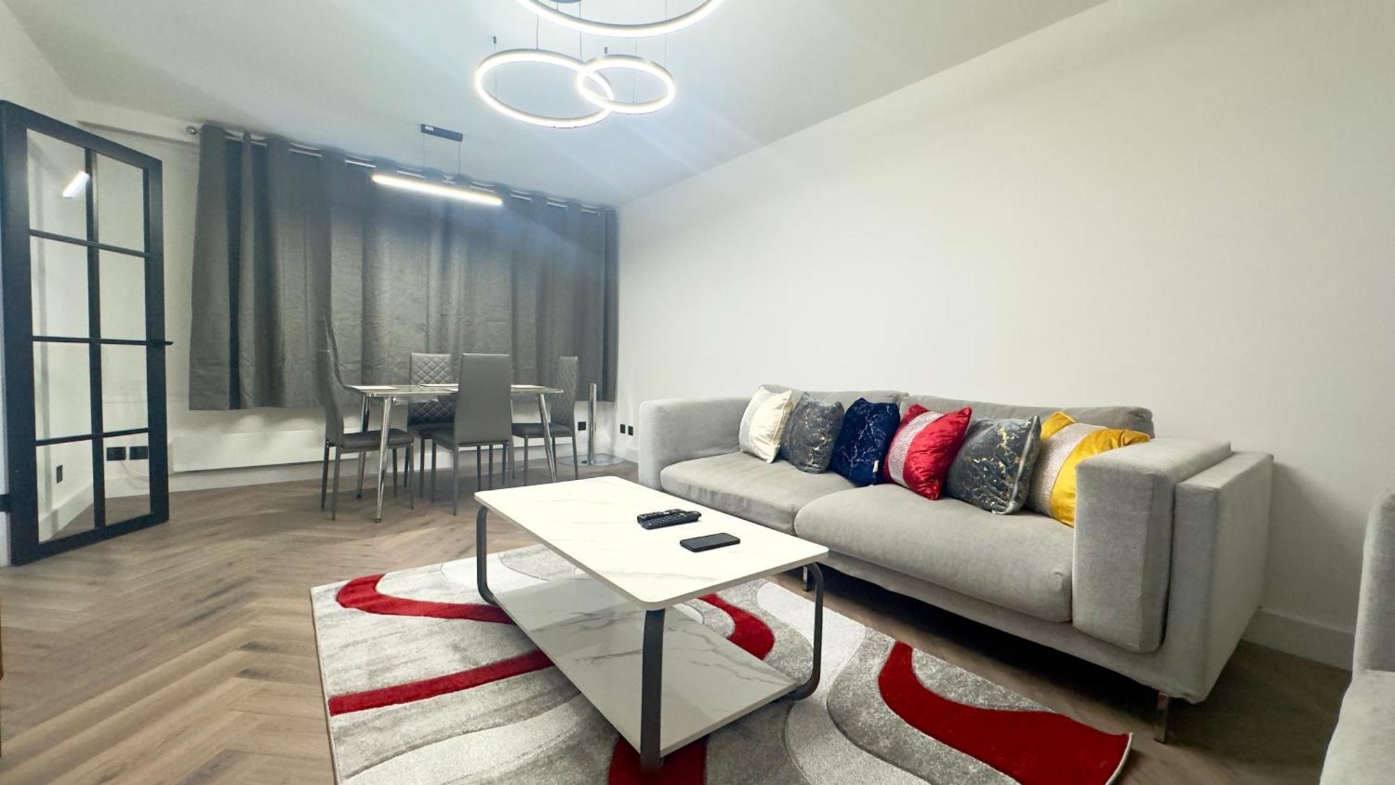 Appartement Luxury 2 Bedroom By Aljoori *