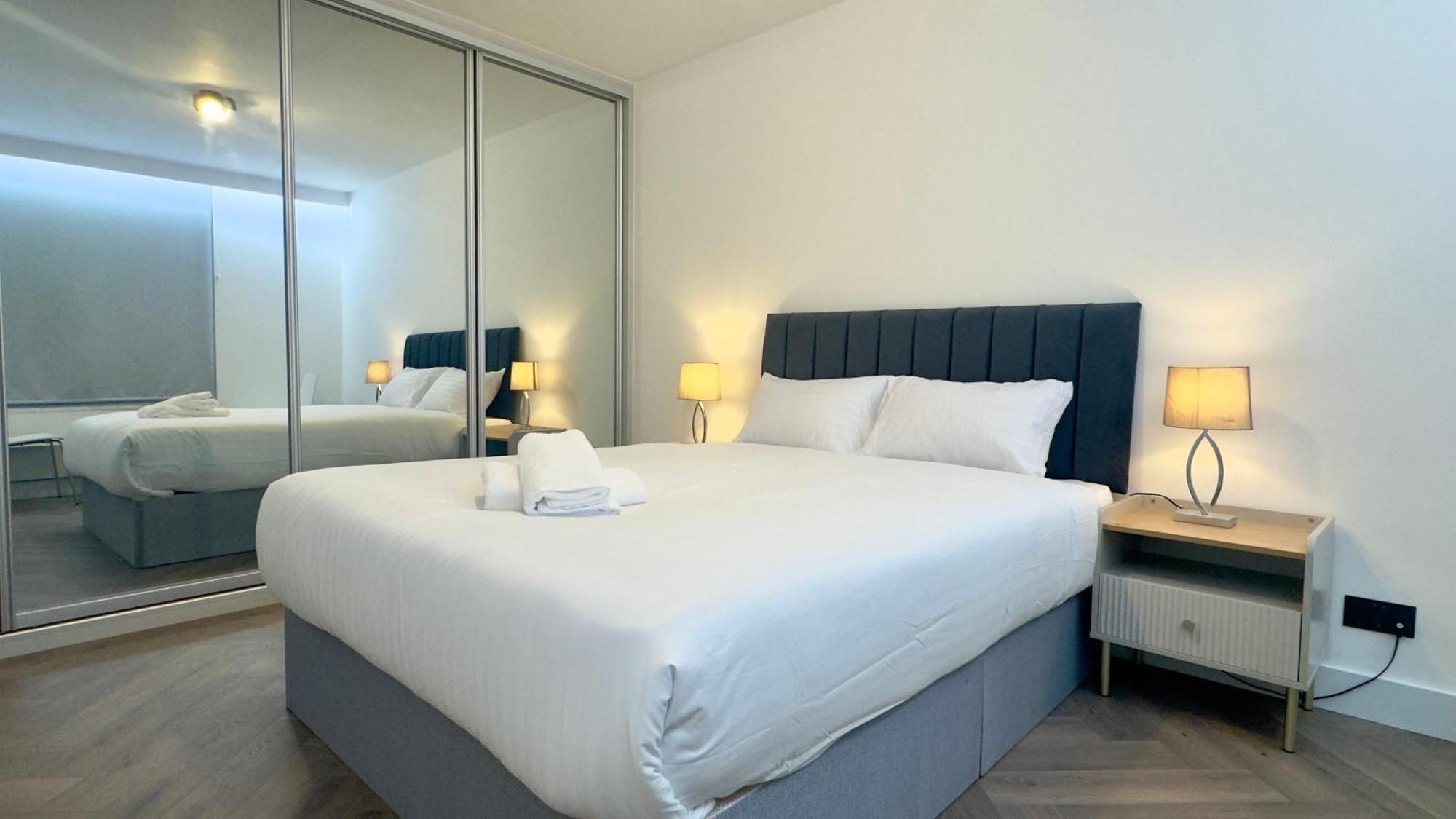 Luxury 2 Bedroom By Aljoori * Londres
